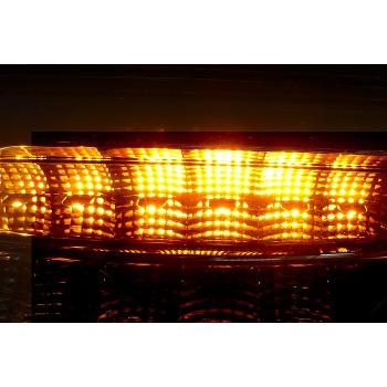 トヨタ 200系ハイエース 1〜7型対応 チューブフルLEDテールランプ