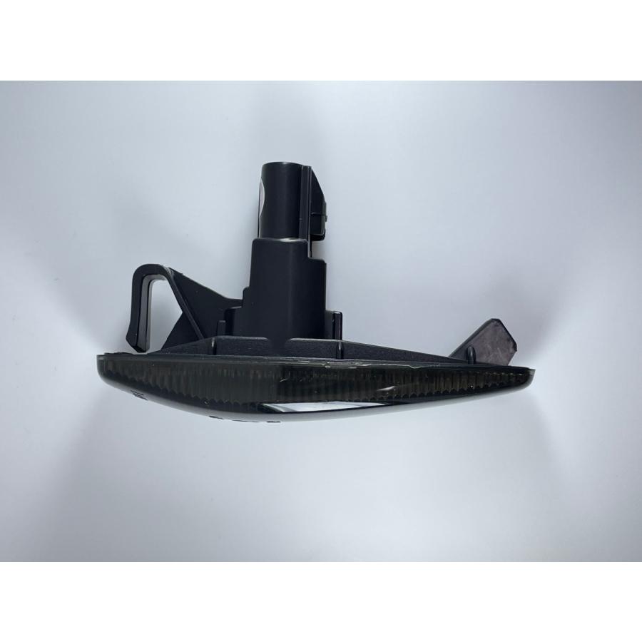 期間特価・送料無料！流れるLEDウインカー 三菱 ランサーエボX/デイズ/パジェロ/日産デイズ他 スモークレンズ SMM-06LS |  | 01