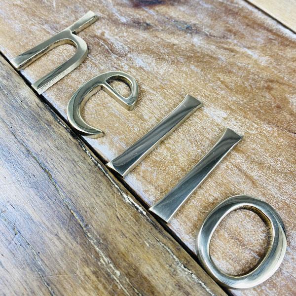hello 真鍮レターゴールド 45mm 小文字 看板 表札 ゴールドカラー アルファベット5文字セット hello |  | 03