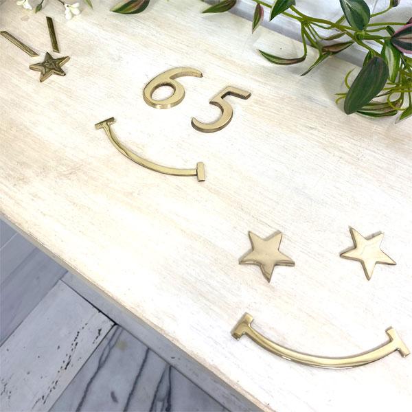 真鍮  ゴールド スマイル 笑顔 １０ｃｍ  看板 表札 ネームプレート  ネコポス メール便 |  | 03