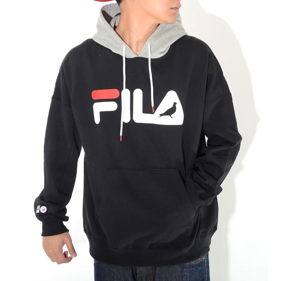 FILA×STAPLE スウェットパーカー 切替フード ネームロゴ ピジョンA 