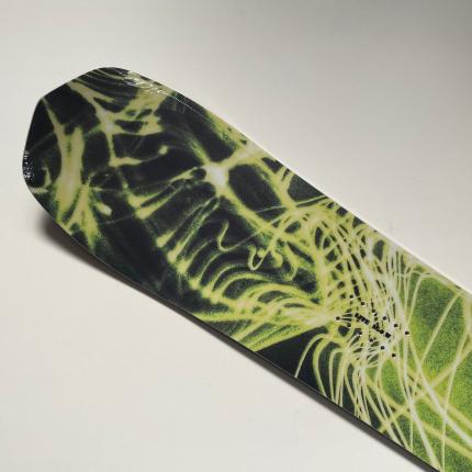 SALE35%+@/正規保証】2023-24 OUTFLOW SNOWBOARDS / アウト SALE35%+@/正規保証】2023-24 OUTFLOW SNOWBOARDS / アウト