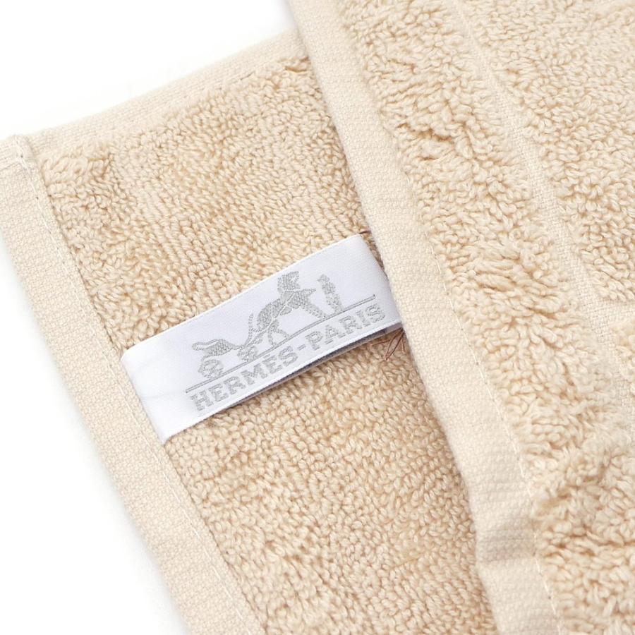 エルメス　タオル（アイボリー） HERMES (エルメス) LABYRINTHE HAND TOWEL (ハンドタオル) WHITE