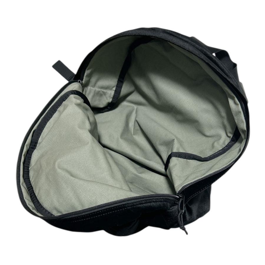 バッグ Supreme Velvet Backpack 2025fw 最安値】Supreme Velvet Backpack 2025fw ファッション