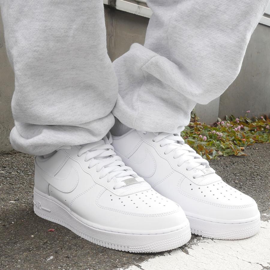 NIKE 新品 ナイキ AIR FORCE 1 07 エアフォース1 WHITE/WHITE NIKE 新品 ナイキ AIR FORCE 1 07 エアフォース1 WHITE/WHITE