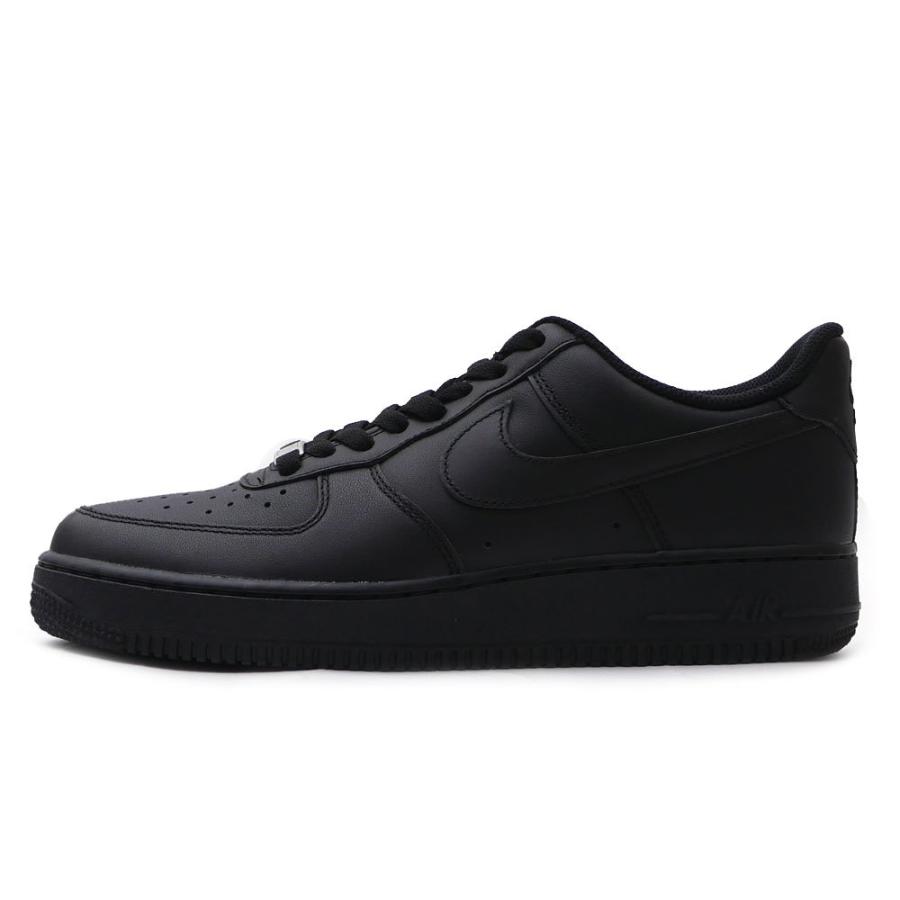 NIKE（ナイキ） 【価格見直しました】 新品 NIKE AIR FORCE 1 07 エア