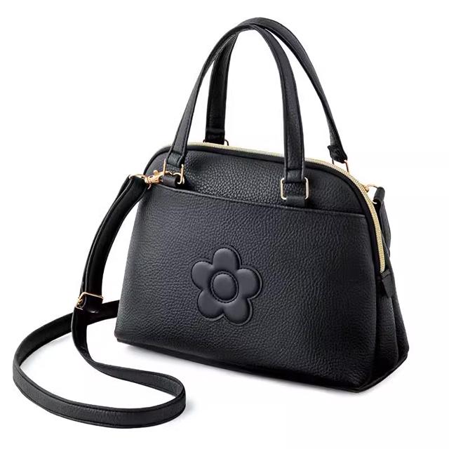 MARY QUANT マリークワント コスメティック 2Way ショルダー MARY QUANT マリークワント コスメティック 2Way ショルダー