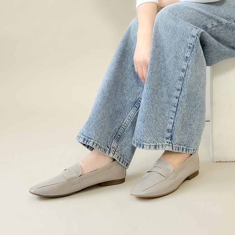 ファルファーレ公式 エナメル ローファー 歩きやすい 痛くなり ファルファーレ公式 エナメル ローファー 歩きやすい 痛くなり