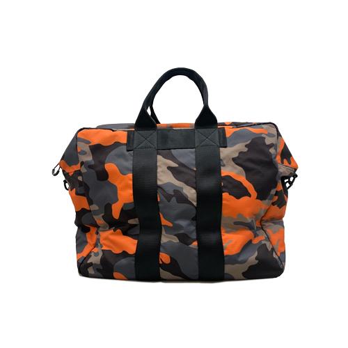 評判良い ディースクエアード CERESIO 9 CAMO BIG DUFFLE DSQUARED2　