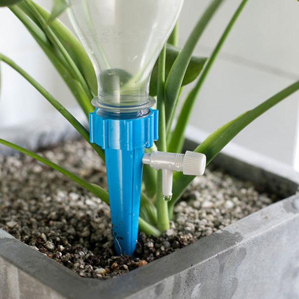 水やり当番 自動給水キャップ 自動水やり器 植物 じょうろ 散水 園芸 6個 楽天市場】自動給水キャップ 6個セット 6PCS 水やり 水やり当番