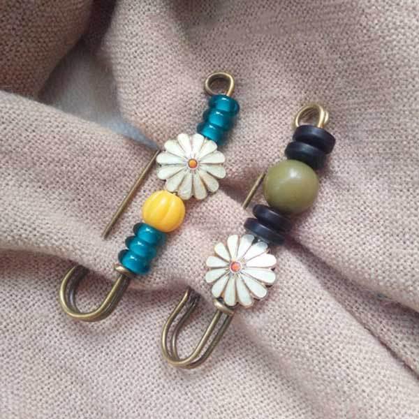 在庫沢山あり。アンティーク 安全ピン型 キーホルダー 10種類1セット