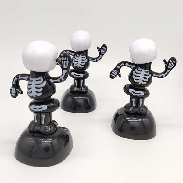 ソーラー 置物 ゆらゆら 骸骨 ガイコツ ドクロ インテリア 飾り 太陽光