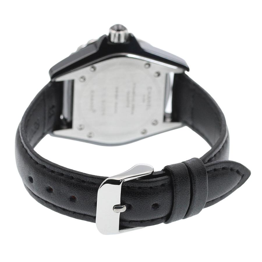 シャネル　J12 黒　セラミック H0680 33mm レディース腕時計 CHANEL（シャネル） CHANEL H0680 J12 黒セラミック デイト クォーツ