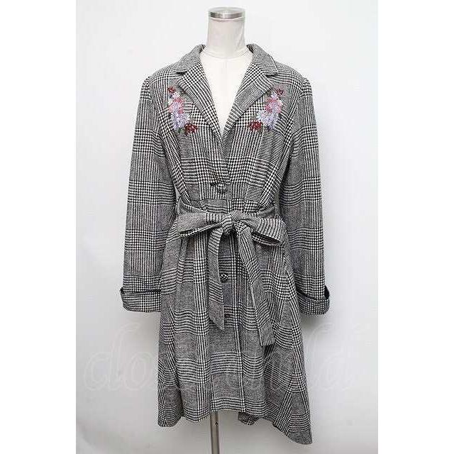 SALE】axes femme POETIQUE / 刺繍フィッシュテールコート 黒x白 S-24 