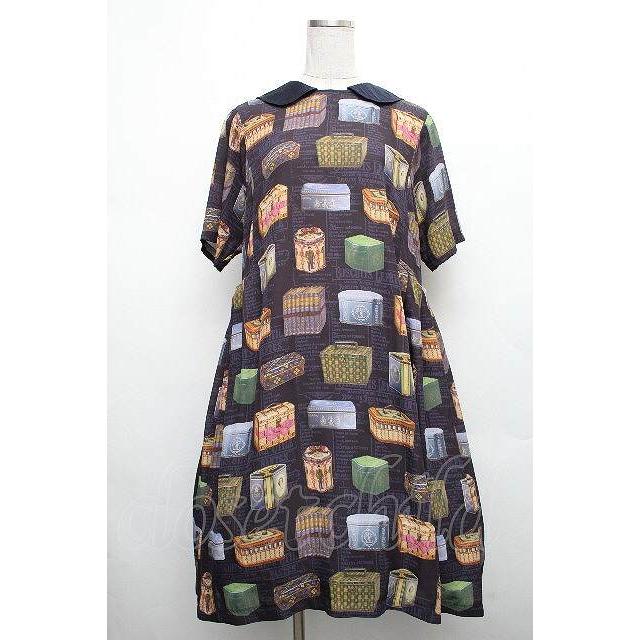 Jane Marple Dans Le Salon / Vintage Biscuits Canワンピース