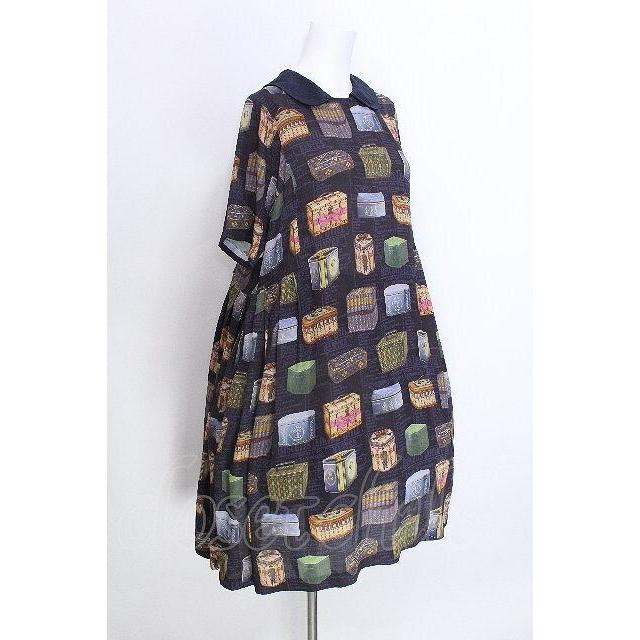 Jane Marple Dans Le Salon / Vintage Biscuits Canワンピース