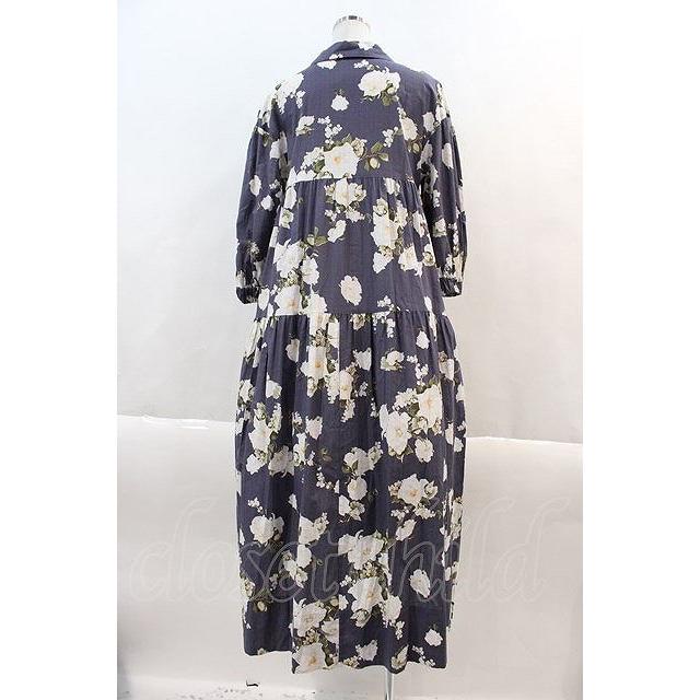 INGEBORG /花柄シャツワンピース グレー I-24-07-20-069-LO-OP-HD