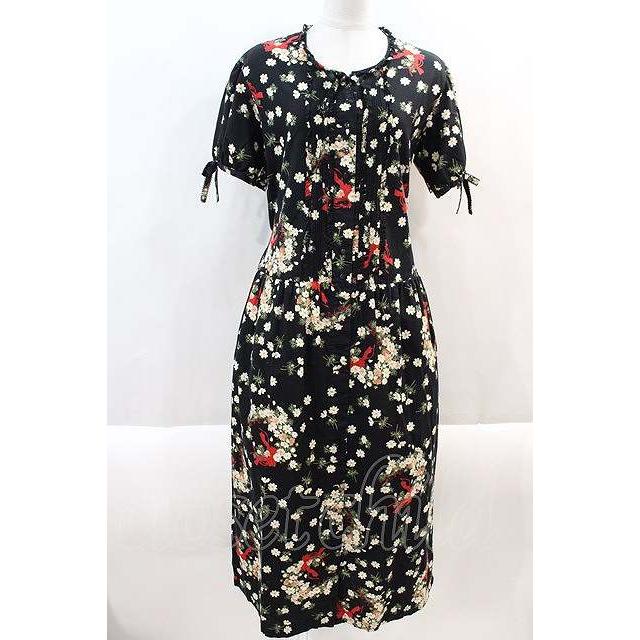 PINK HOUSE / 秋桜リース柄半袖ワンピース 黒 I-24-08-19-102-LO-OP-HD  