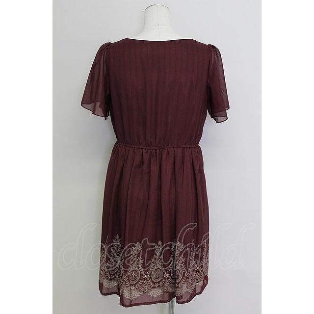 axes femme / ストライプレースプリント半袖ワンピース M ワイン