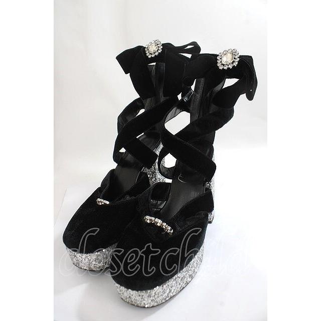 希少✨Swankiss EV laceup velour heels ブラック 希少✨Swankiss EV laceup velour heels ブラック Swankiss