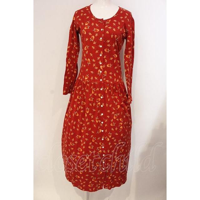 WONDERFUL WORLD / いちご柄カットワンピース アカ O-25-04-24-005-LO