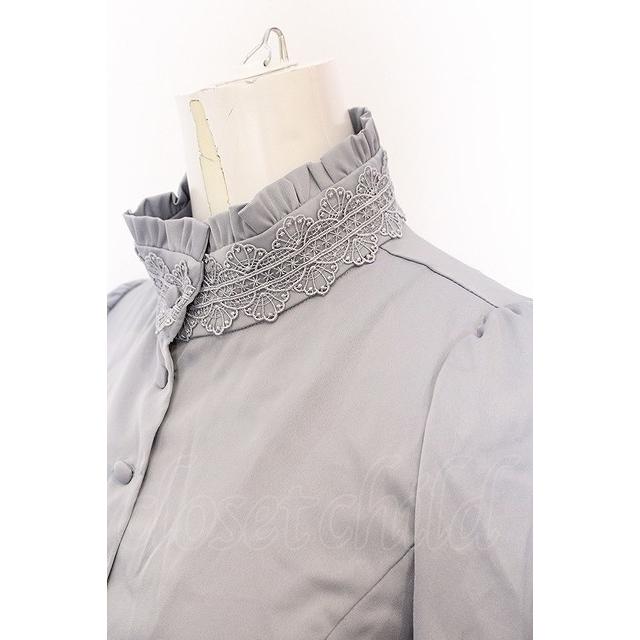 Sheglit / スタンドカラーリボンジャボブラウス M グレー O-25