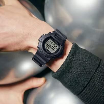 G-SHOCK 40周年限定モデル 国内正規品 CASIO DW-6640RE-1JR リマスター