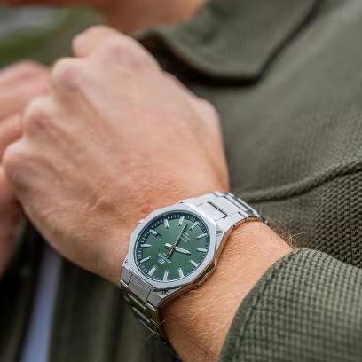 カシオ エディフィス EFR-S108DJ-3AJF EDIFICE（CASIO） CASIO EDIFICE 国内正規品 EFR-S108DJ-3AJF 3-Hand