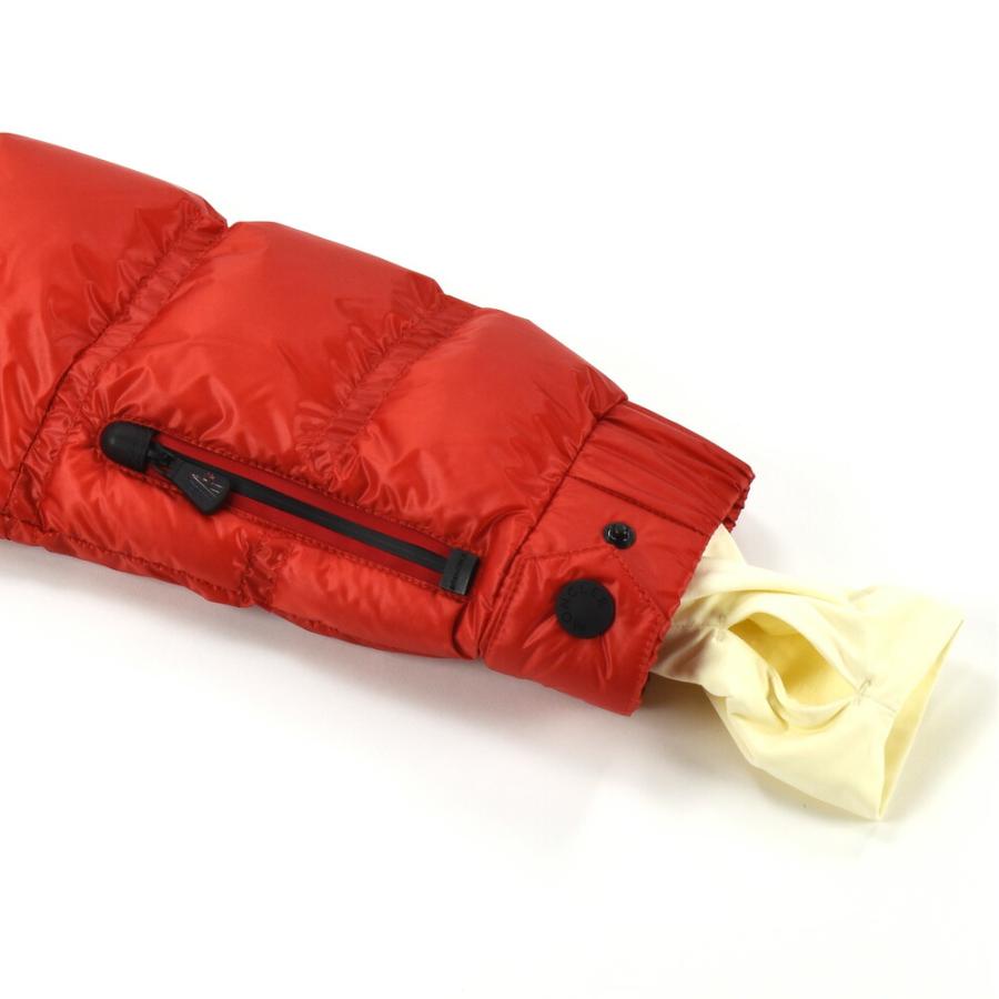 本日セール！美品⭐︎Moncler 赤 フード付きウィンドブレーカー 116cm