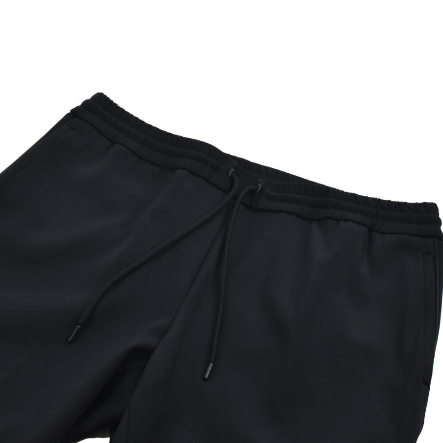 モンクレール　黒　パンツ MONCLER Matt Black モンクレール マットブラック カーゴパンツ