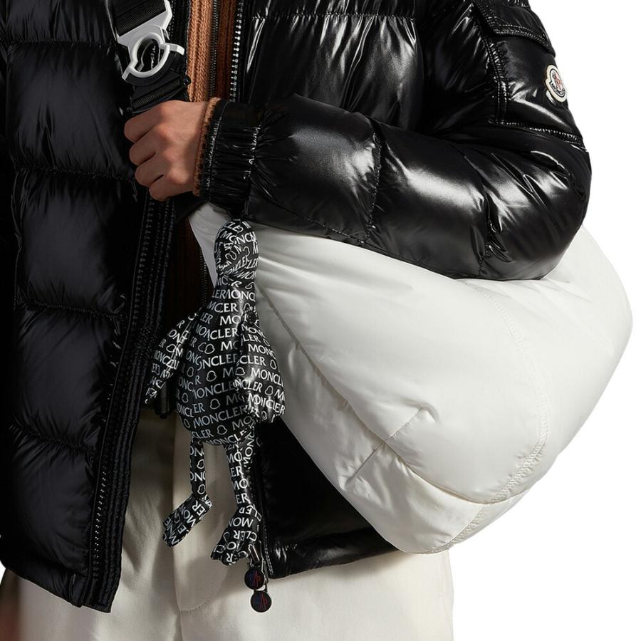 モンクレール MONCLER キーホルダー ダック型キーホルダー モノグラムプリント ブラック フューシャ ピンク 黒 2022年秋冬モデル DUCK KEY HOLDER【送料無料】 モンクレール MONCLER キーホルダー ダック型キーホルダー モノグラムプリント ブラック フューシャ ピンク 黒 2022年秋冬モデル DUCK KEY HOLDER【送料無料】