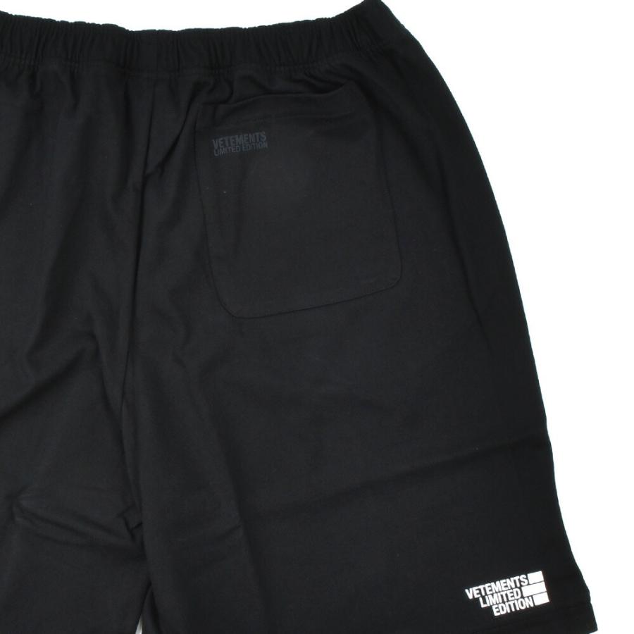 並行輸入品】ヴェトモン ハーフパンツ ショーツ 短パン ブラック
