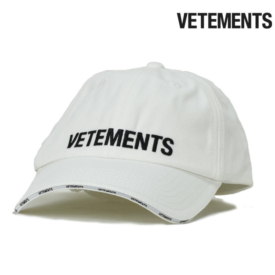 VETEMENTS ヴェトモン ロゴ ベースボールキャップ ホワイト ヴェトモン ベースボールキャップ 帽子 ホワイト 白 メンズ