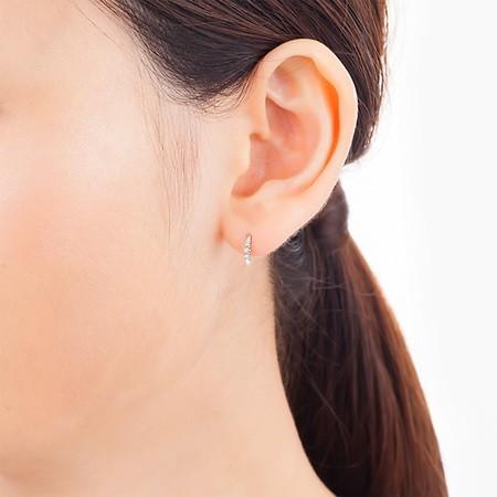 【送料無料】【ラッピング無料】ヨンドシー ピアス ダイヤモンド シンプル K10ホワイトゴールド 4℃の画像