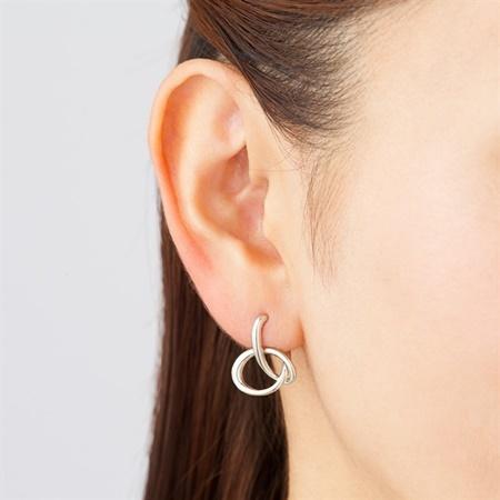 【送料無料】【ラッピング無料】ヨンドシー 4℃ ピアス シルバー ピアスの画像