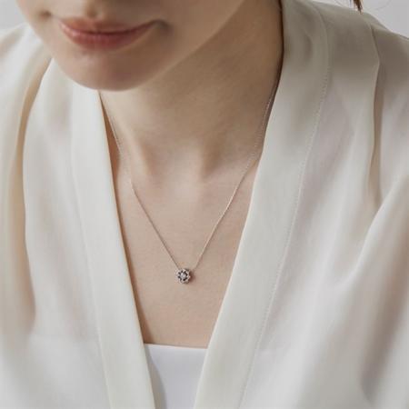 【送料無料】【ラッピング無料】ヨンドシー 4℃ プラチナ ネックレス ダイヤモンドの画像