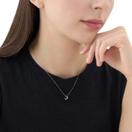 ヨンドシー 4℃ ネックレス プラチナ 月 ムーン ダイヤモンド レディースの画像
