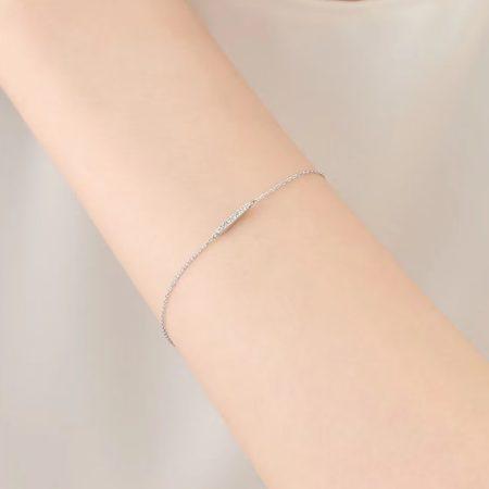 ヨンドシー 4℃ ブレスレット シルバー リバーシブル ホワイトトパーズ レディースの画像