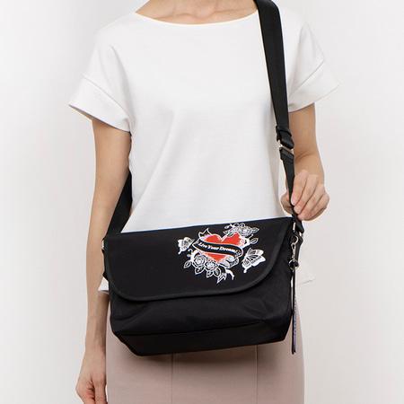 【新品未使用】ANNA SUI ロックハート メッセンジャーバッグ ANNA SUI（アナスイ） 【送料無料】【ラッピング無料】アナスイ