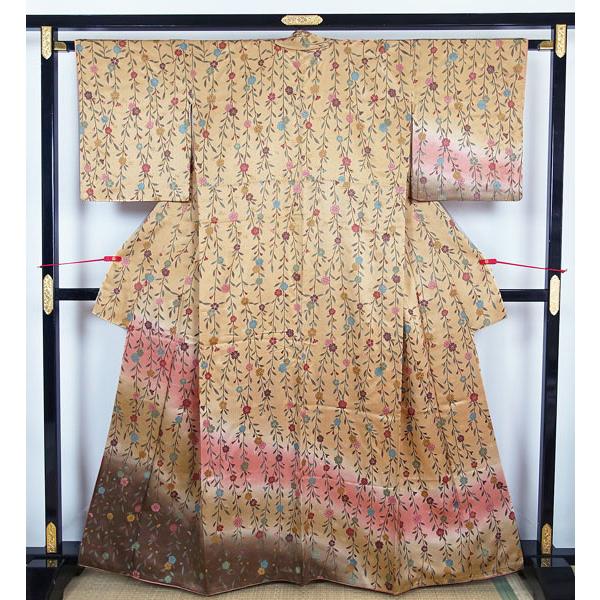 ☆沙綾型に梅柄の長襦袢の反物 （訪問着 沙綾型地紋 枝垂れ桜 段暈し  