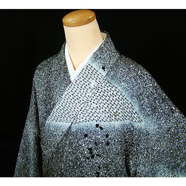 訪問着 モノクロ叩き染地 銀箔 小花刺繍 染絞り柄 正絹 6601 : きもの