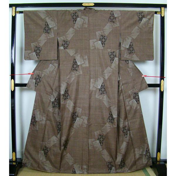 大島紬 茶泥染め カタス織 九マルキ 短冊 格子花柄 正絹 9597 : きもの