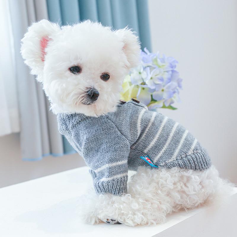 【クリアランスセール！】最終価格！　ペット服 犬 ボーダー カジュアル 長袖ニット ボタン付  グレー&ホワイト |  | 03