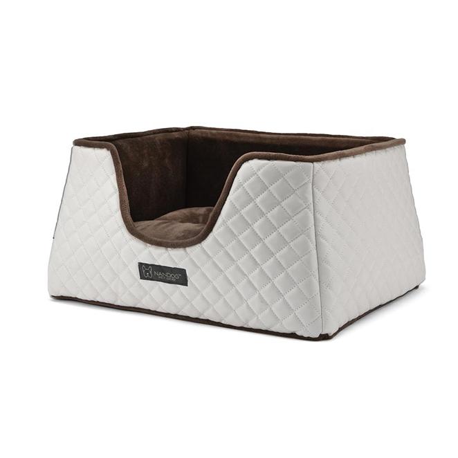 【クリアランスセール！】最終価格！　ペット用ベッド NANDOG ヴィーガンレザー キルティングベッド　ホワイト/ブラウン |  | 01