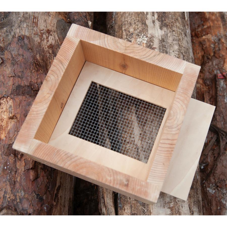 日本ミツバチ養蜂箱 巣箱 まち箱 重箱式 3段 杉材厚さ3cm 日本ミツバチ養蜂箱 巣箱 まち箱 重箱式 3段 杉材厚さ3cm