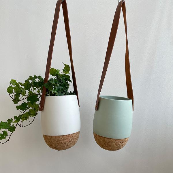 Bloomingville ブルーミングヴィル コルク ハンギング フラワーポット D13 ハンキングプランター 鉢カバー 北欧 吊り下げ おしゃれ Upstairs Outdoor Living 通販 Yahoo ショッピング