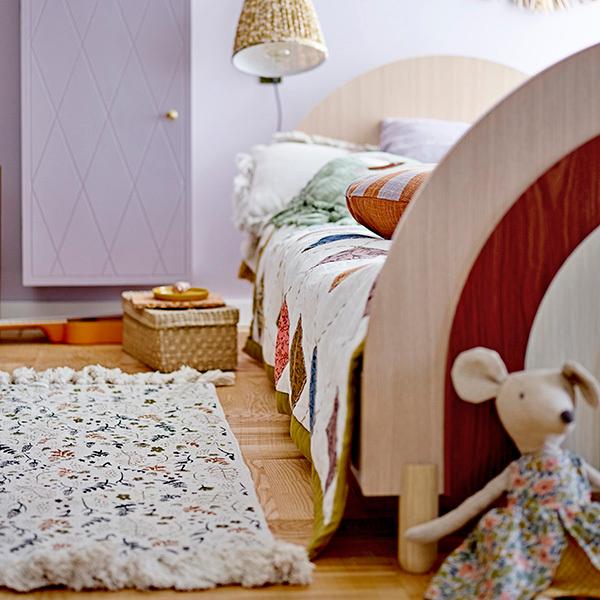 Bloomingville MINI(ブルーミングヴィルミニ) ジュニアベッド レインボー コンパクトロフトベッド 薄型軽量ポケットコイル マットレス付き リネンセット セミシングル ショート丈 組立設置付