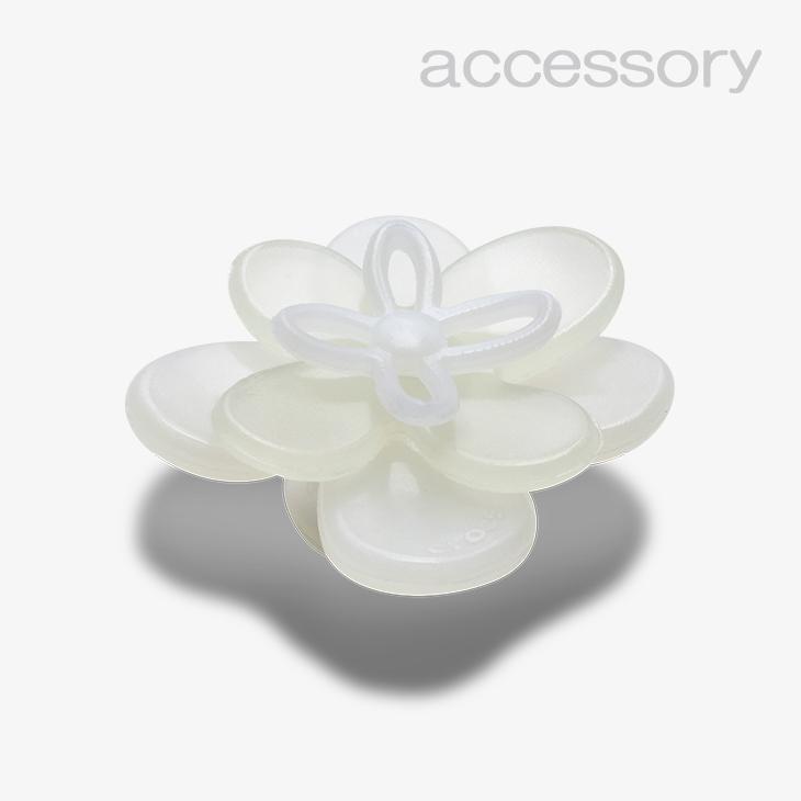 新品未使用　crocsクロックス　白　　26cm フラワーチャーム　パール crocs（クロックス） シューズ アクセサリー_1075 《クロックス