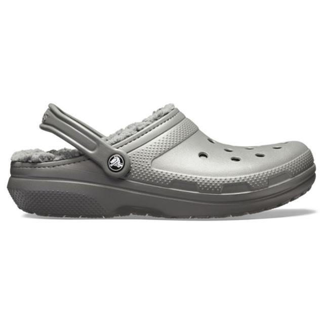 white lined crocs