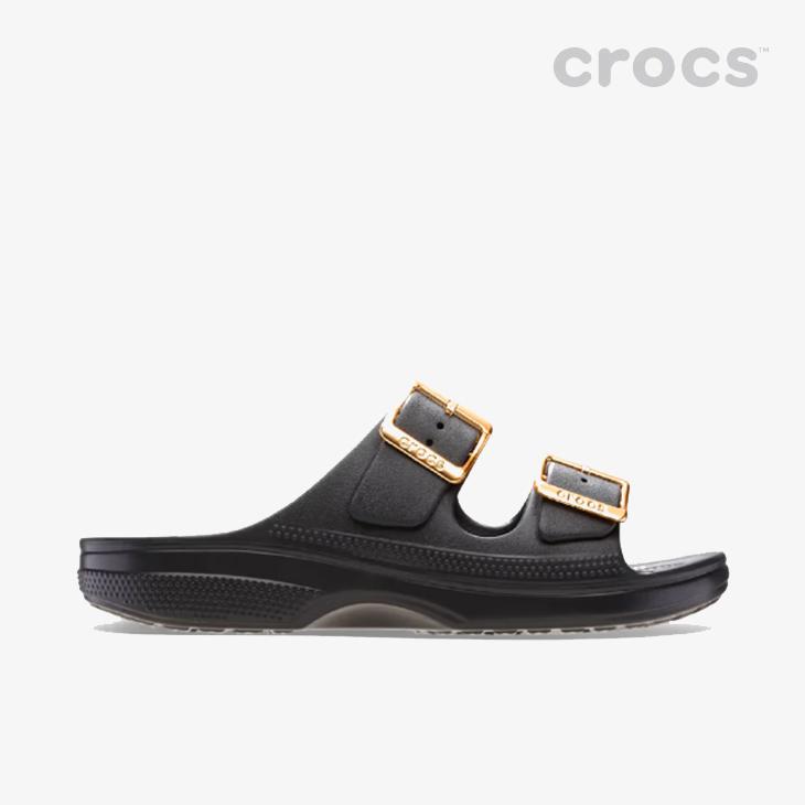 クロックスサタデー メタリックバックルサンダルウィ メンズブラック crocs crocs（クロックス） サンダル メンズ 《Ws》 Saturday Metallic